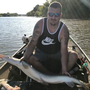 Meet your Posher, Adam